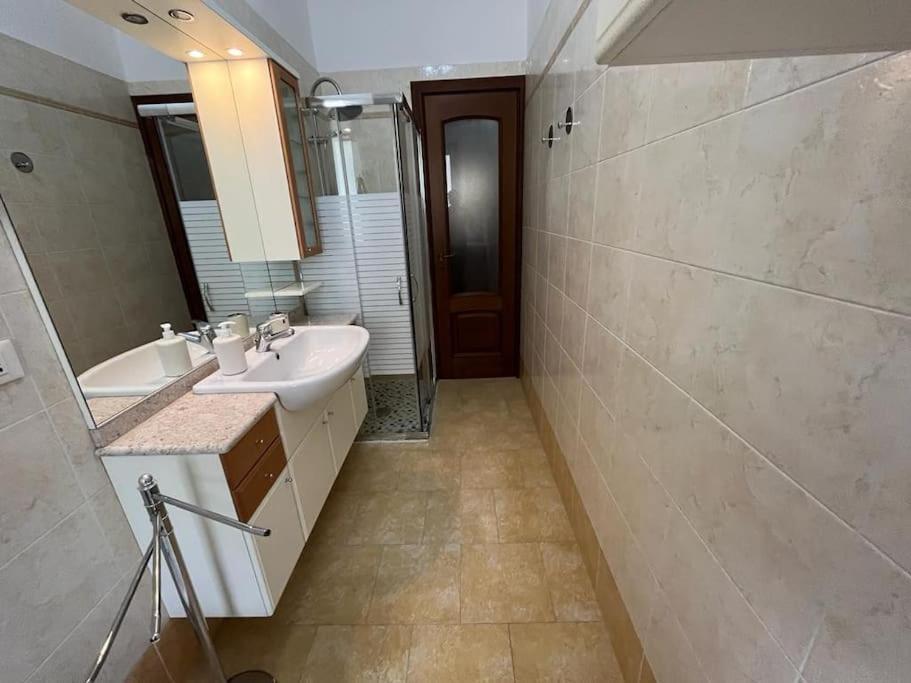 Attico Briccarello -Intero Appartamento- Elegant Suite With Free Wifi Near Inalpi Arena And Sporting Club Torino-Olimpyc Stadium エクステリア 写真
